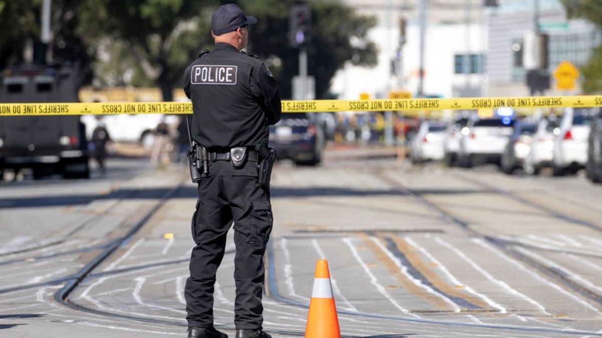 us-maine-lewiston-mass-shootings-casualties-injuries-suspects-absconding-investigation-latest-updates
